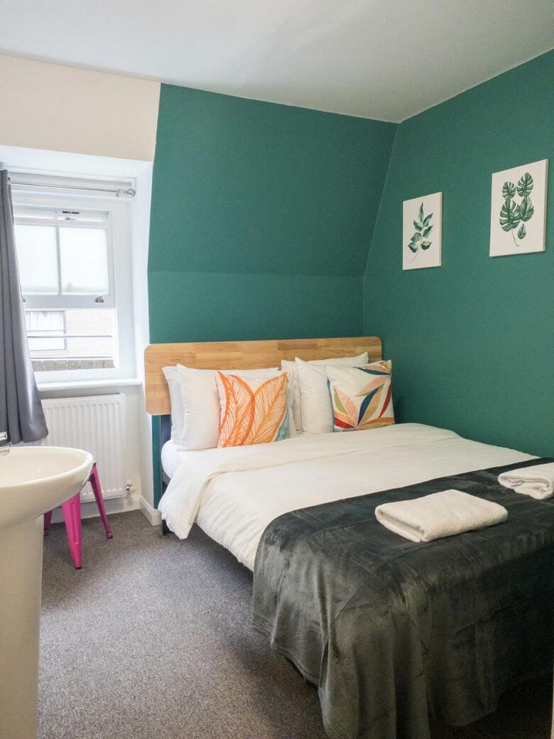 Hotel Smart Hyde Pk Inn(dormitories)