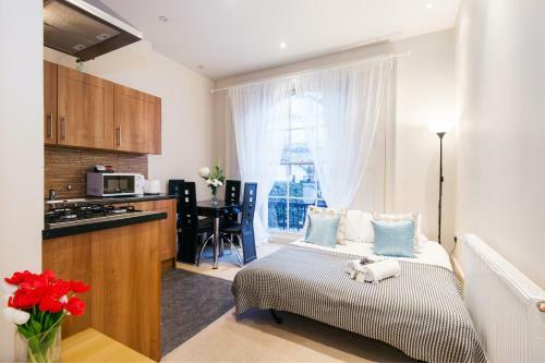 Elicia's South Kensington Apartment