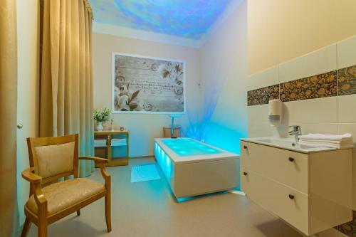 Boutique Hotel Three Lilies