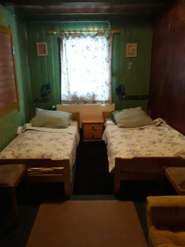 Hostal Guest House Leona