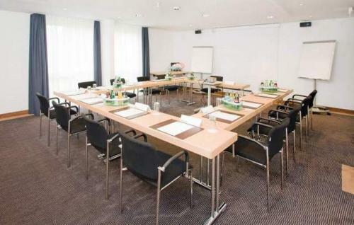 Hotel Park Inn By Radisson D�sseldorf S�d