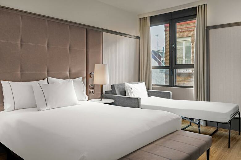 AC Hotel Avenida de Am�rica By Marriott