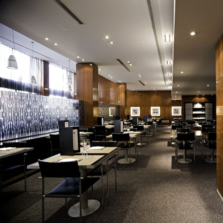 AC Hotel Avenida de Am�rica By Marriott