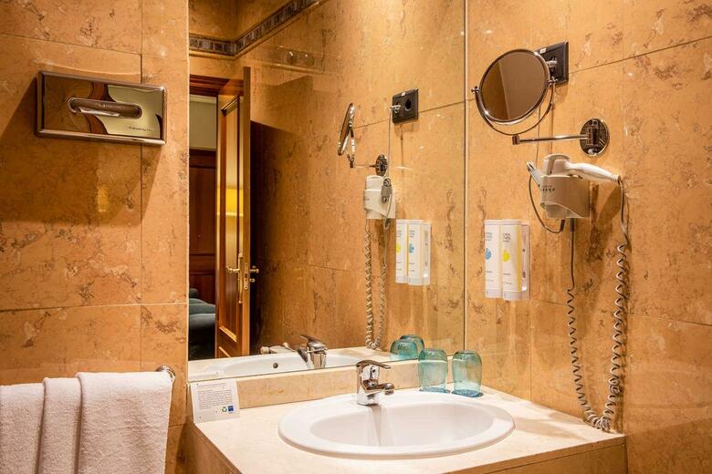 Hotel TRYP Madrid Atocha