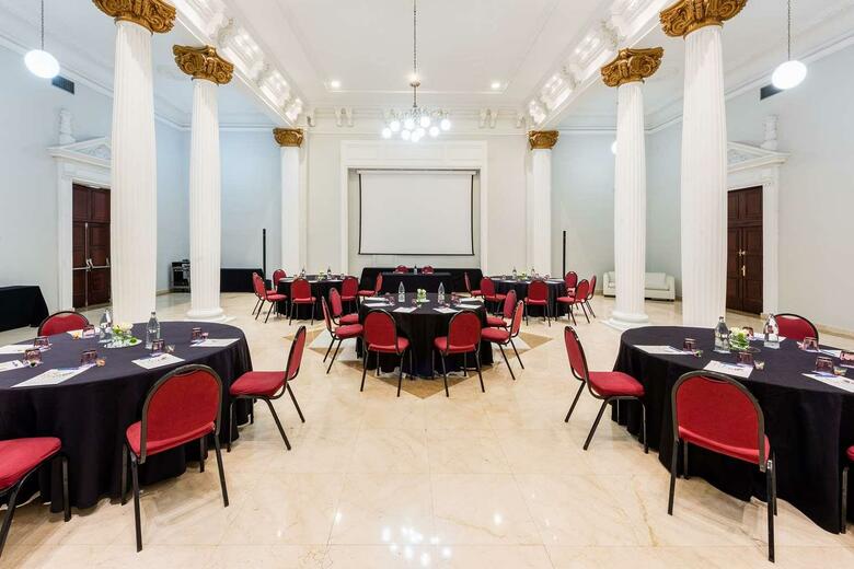 Hotel TRYP Madrid Atocha