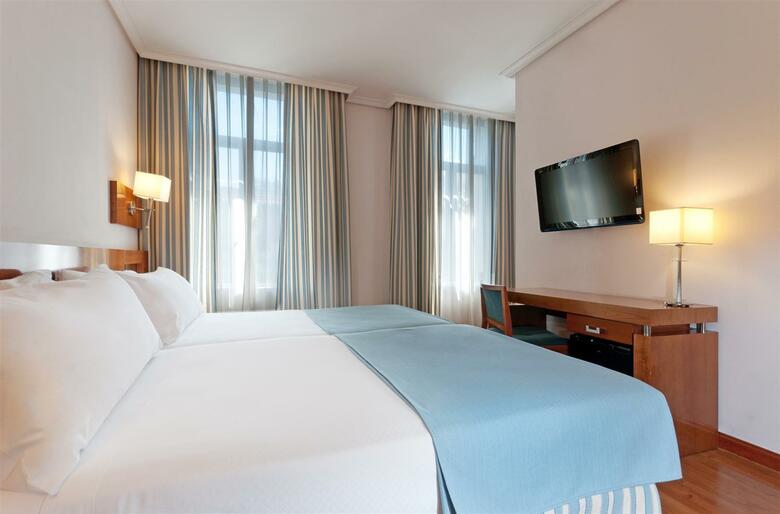 Hotel TRYP Madrid Atocha