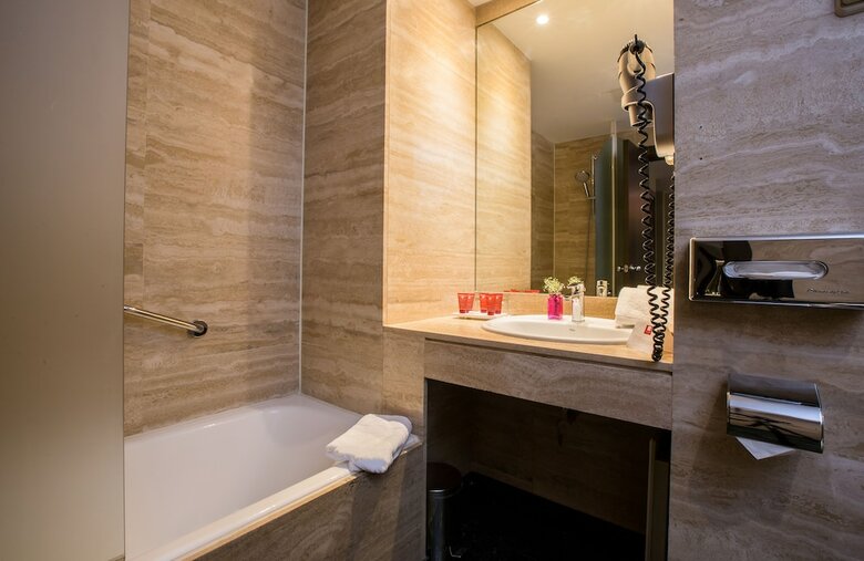Leonardo Hotel Madrid City Center