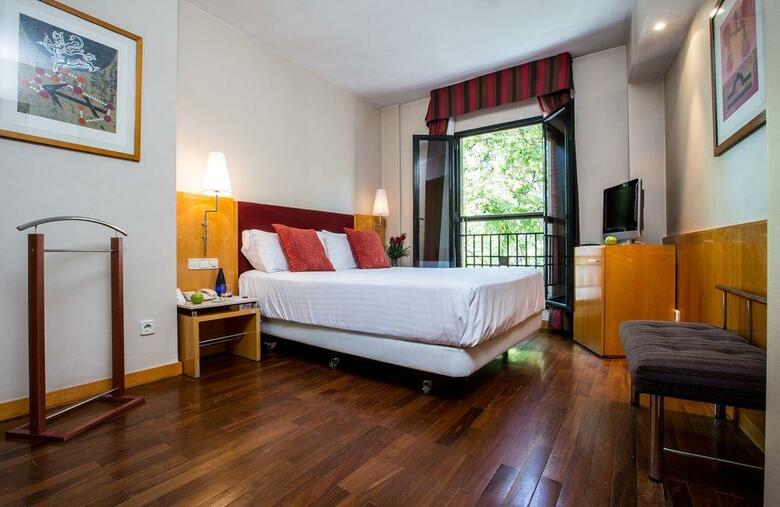 Leonardo Hotel Madrid City Center