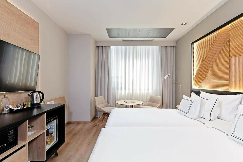 Hotel Meli� Avenida Am�rica