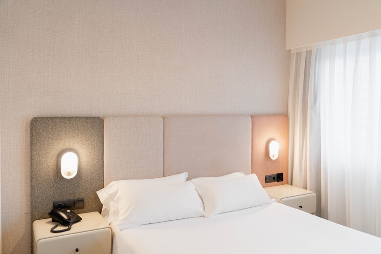 Hotel Rh Royal S�lo Adultos