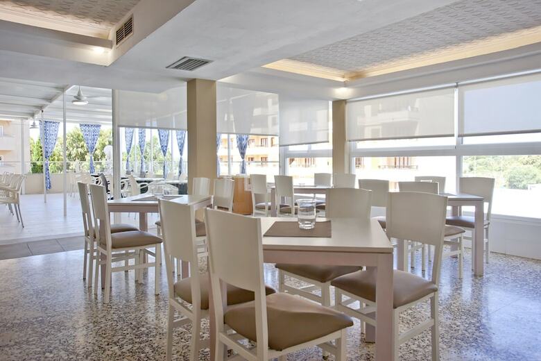 Playamar Hotel & Apartments