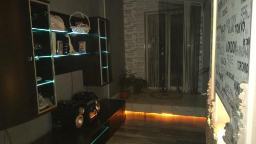 Stone City Apartment In Park Zone