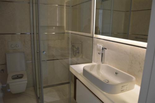 Hotel Neon T�rkb�k� Villas