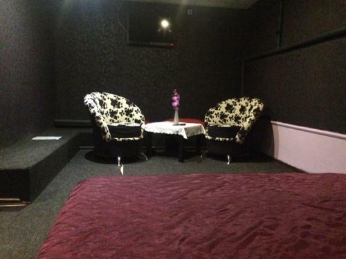 Hostal Guest House Revolyutsii 28