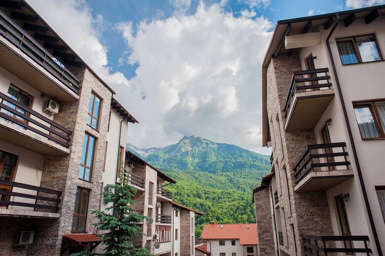 Oplot Hotel