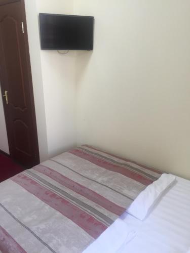 Lowcost Hotel Berison Kamala