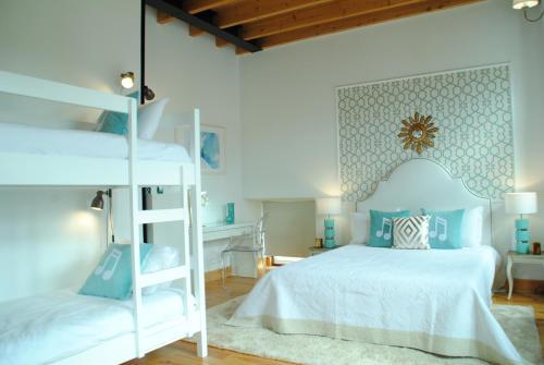 Five Senses Hostel