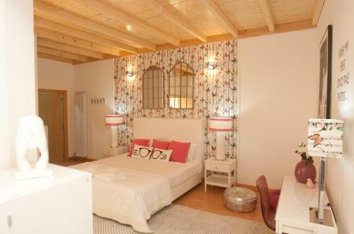 Five Senses Hostel