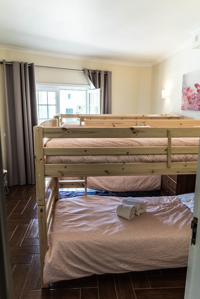 Hostal Albufeira Lounge Guesthouse