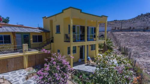 Hostal Casa Flores Casitas