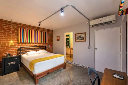 Hostal Pi�ata Pv Gay Hotel