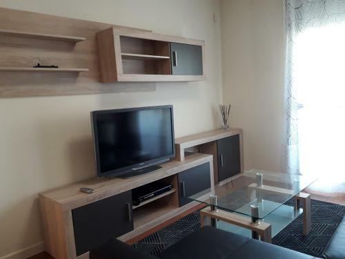Apartamentos Valle De Tena - Las Margas Golf