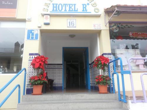 Hostal Casa De Hu�spedes San Fernando