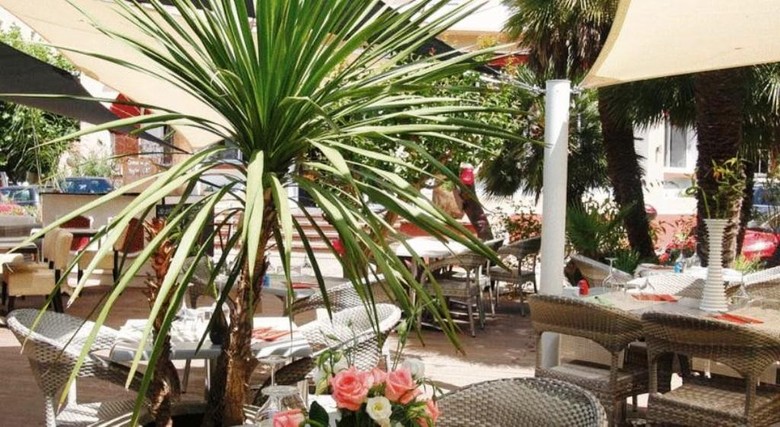 Hotel Adonis Sanary Grand H�tel Des Bains