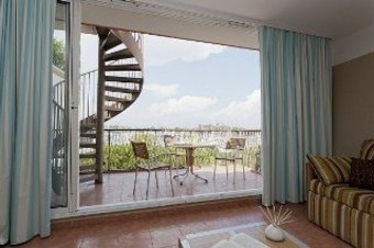Residencia P  And  V Port Prestige