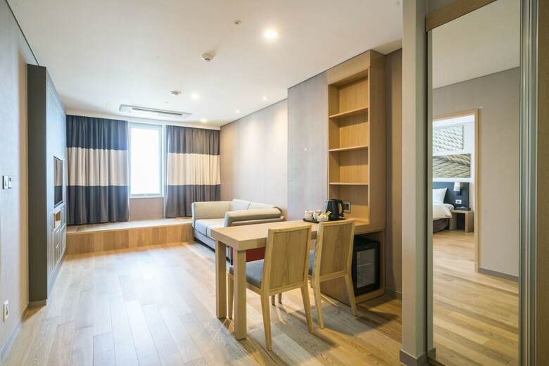 Hotel Ibis Ambassador Busan Haeundae