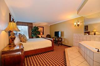 Best Western Plus Johnson City Hotel & Conference