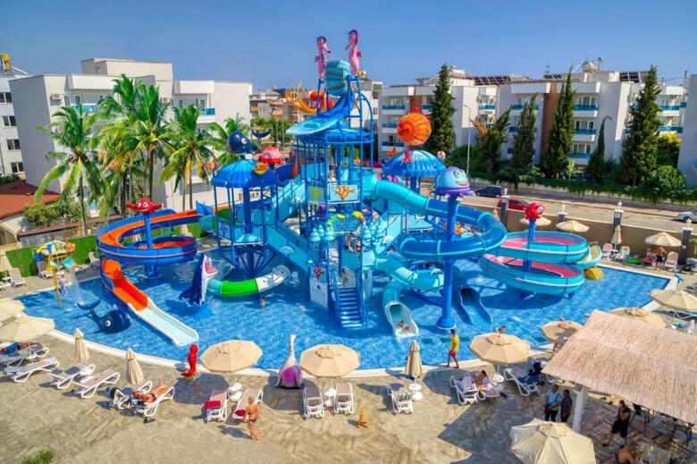 Hotel Blue Wave Suite