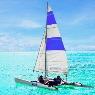 Hotel Almond Beach Club & Spa