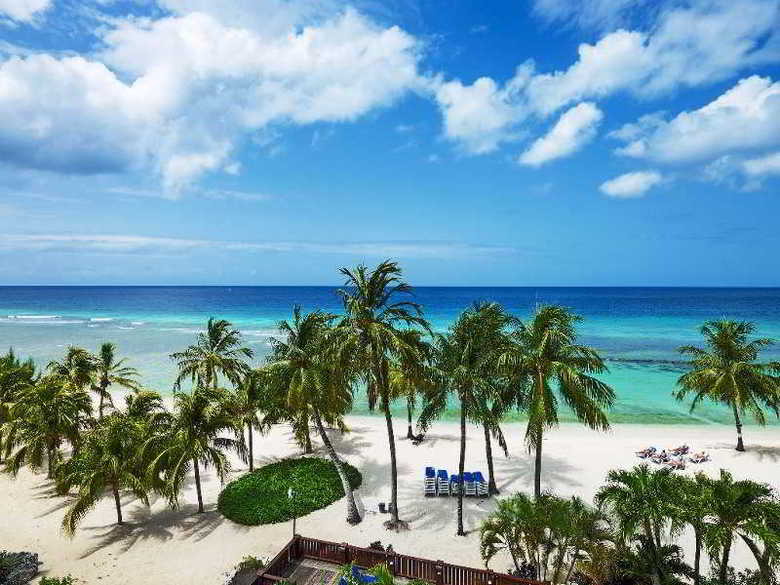 Coconut Court Beach Hotel