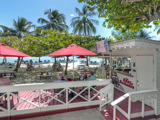 Coconut Court Beach Hotel