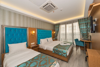 Grand Palace Hotel