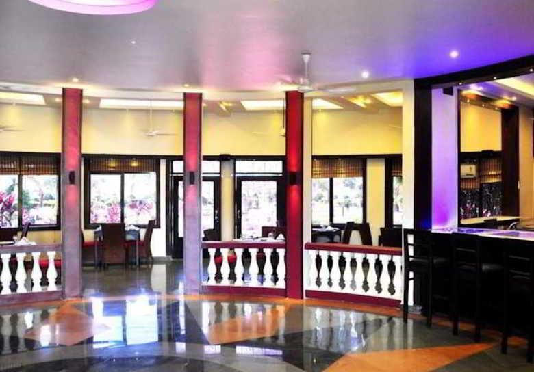 Hotel The Fern Beira Mar Resort