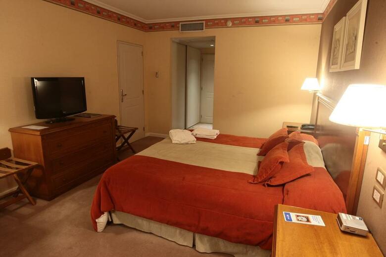 Howard Johnson Hotel And Casino Villa Maria