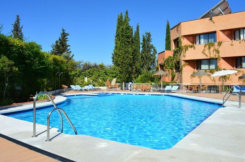 Hotel Alixares