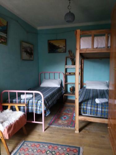 Hostal Guest House At Home