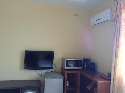 Blue Sky Hotel