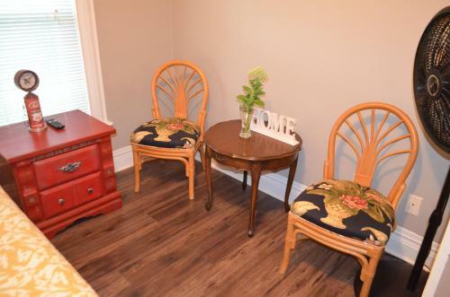 Bed & Breakfast Adam Inn