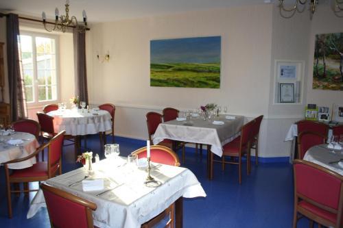 Hotel Logis Auberge de Saint Julien Aux Bois