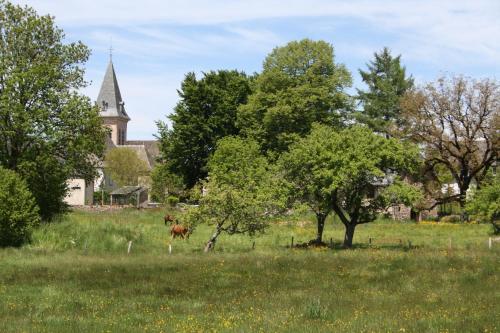 Hotel Logis Auberge de Saint Julien Aux Bois