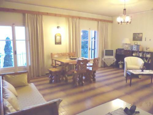 Stefanos Apartments