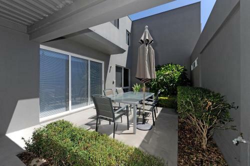 Cottesloe Beach House II