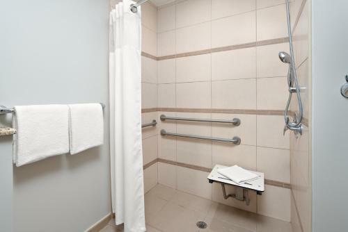Hotel Courtyard By Marriott Bridgetown, Barbados