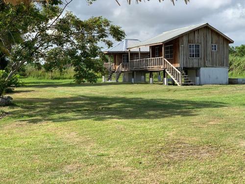 Hotel Lamanai Riverside Retreat