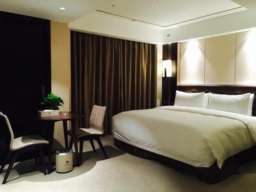 Imperial Dragon Bay Purejoy Hotel