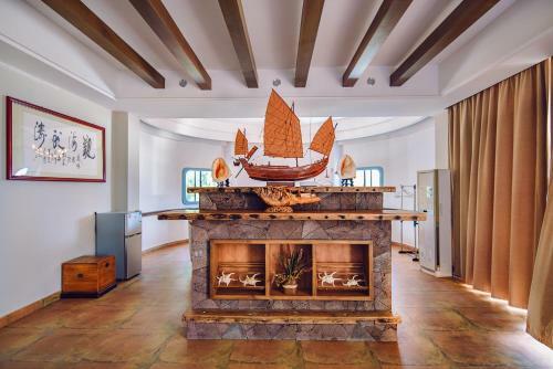 Posada Forest Inn Ri Yue Bay Surf Branch